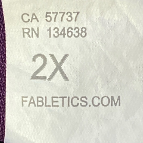 Fabletics Abby Shorts Women's Dark Eggplant High Rise Elastic Waist Pockets - Picture 11 of 12